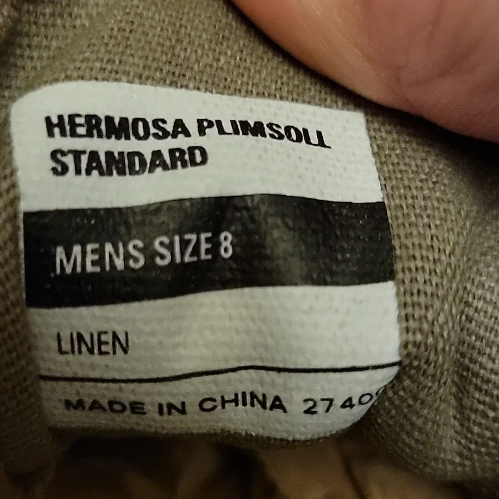 Seavees Hermosa Plimsoll Standard Mens size 8.  Linen shoe.
